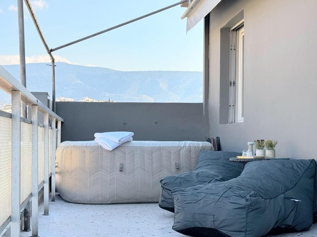 Lovely Apt W/Heated Jacuzzi &Full Acropolis View Афины Экстерьер фото